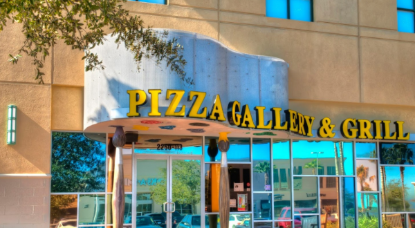 The One Restaurant In Florida Where Gourmet Pizza & Fine Art Collide