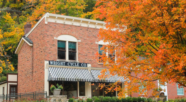 The Enchanting Village In Ohio Is One Of The Best Places To Enjoy Autumn