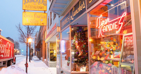 9 Christmas Towns In Michigan That Will Fill Your Heart With Holiday Cheer