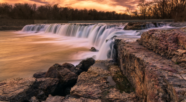 15 Incredible Natural Wonders In Missouri That Defy Explanation