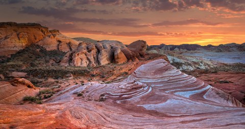 18 Incredible Natural Wonders In Nevada That Defy Explanation