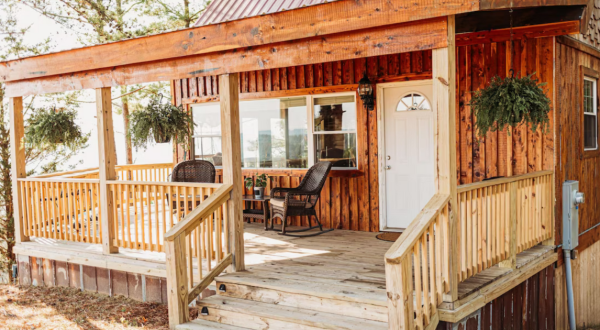 This Cozy Cabin Is The Best Home Base For Your Adventures In Georgia’s Cloudland Canyon State Park