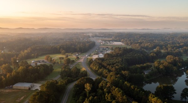 This Charming Community Might Just Be The Most Peaceful Place To Live In Alabama