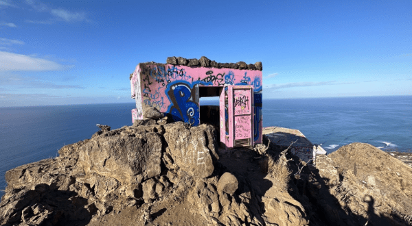 The Incredible Hike In Hawaii That Leads To A Fascinating Abandoned Military Bunker