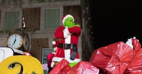 Even The Grinch Would Marvel At This Incredible Christmas Parade In South Carolina