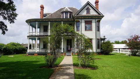 Take A Stroll Through Texas' Past At This Historic Ranch
