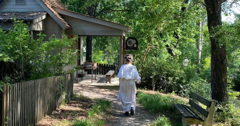 Take A Stroll Through South Carolina's Past At This Small Historical City Park