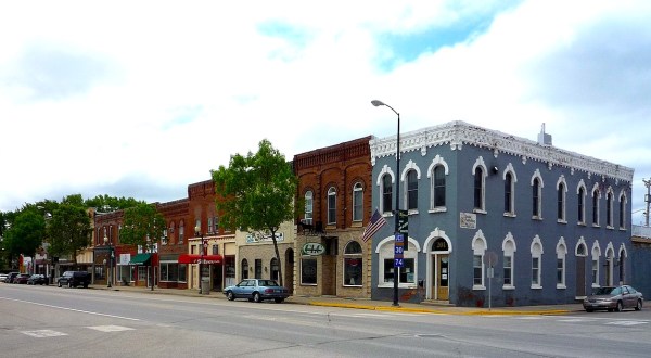 This Charming Community Might Just Be The Most Peaceful Place To Live In Minnesota