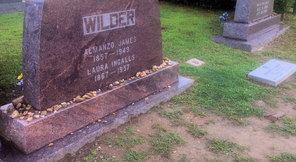 Most People Don’t Know That Laura Ingalls Wilder’s Gravesite Is Found Right Here In Missouri