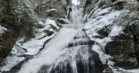 The Natural Wonder In Pennsylvania That Becomes Even More Enchanting In The Wintertime
