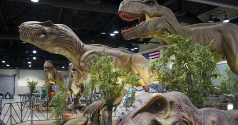 An Interactive Life-Size Dinosaur Show Is Coming To Washington And You Won't Want To Miss It