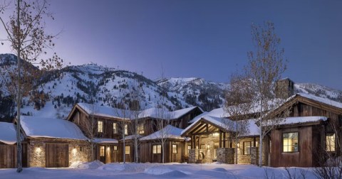 Cozying Up At This Luxurious Wyoming Villa Under A Blanket Of Snow Is The Ultimate Winter Retreat