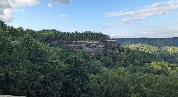 This Little-Known Trail Is Quite Possibly The Best Hiking Path In Kentucky