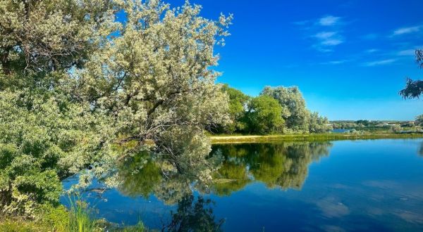 This Little-Known Lake Is Perfect For Easy Fishing, Swimming And Exploring In North Dakota