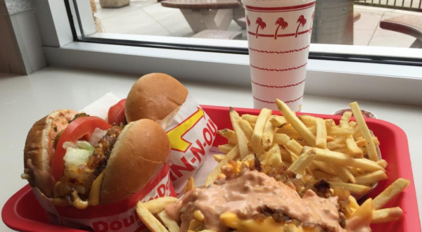 It’s Official: In-N-Out Burger Is Finally Coming To New Mexico