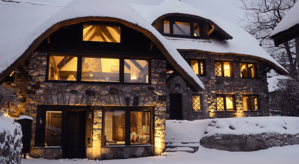 The Little-Known Chalet In Michigan Is The Perfect Place For A Winter Getaway