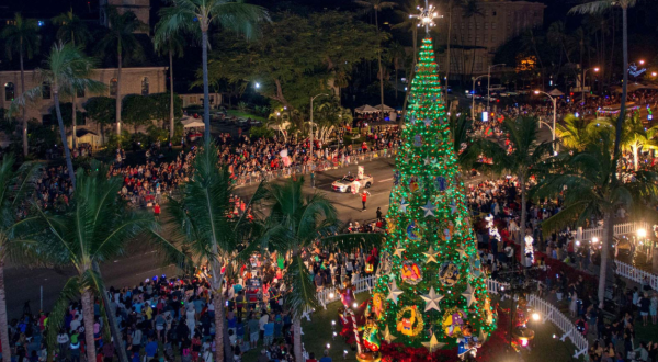 7 Light Displays In Hawaii That Are Pure Holiday Magic