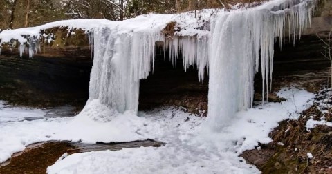 The Little-Known Natural Wonder In Arkansas That Becomes Even More Enchanting In The Wintertime