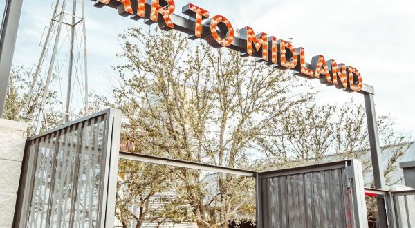 The Adults-Only Restaurant In Texas Where You Can Enjoy A Peaceful Meal