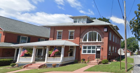 Stay In A Former Bank In The Small Town Of Marietta In Pennsylvania