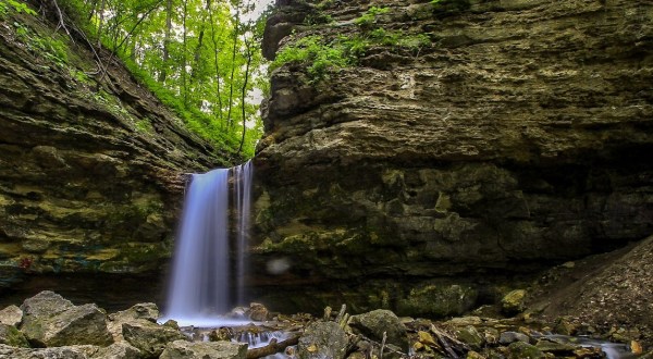 Explore A Cave, Waterfall, And River In One Day When You Visit This National And State Park In Minnesota