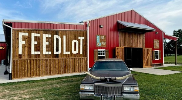 The Small-Town Restaurant That Is Worth A Visit From Anywhere In Tennessee