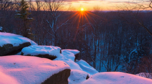 The Little-Known Natural Wonder Near Cleveland That Becomes Even More Enchanting In The Wintertime