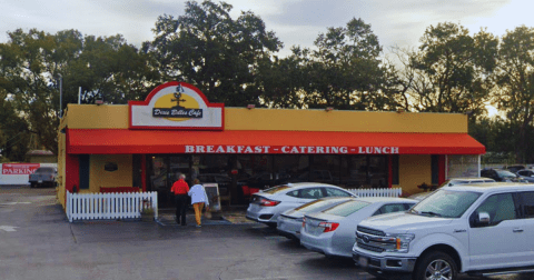 Taste The Best Biscuits And Gravy In Florida At This Family-Run Cafe
