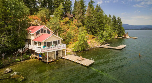 Stay In This Charming Vacation Rental Overlooking The Deepest Lake In Idaho