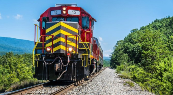 Ride The Rails Through Virginia’s Countryside On This Historic Train