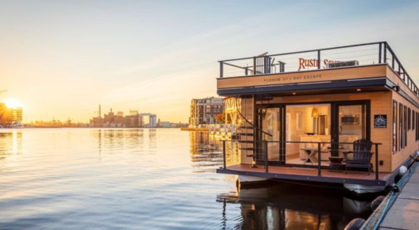 Get Away From It All With A Stay In This Incredible Maryland Houseboat
