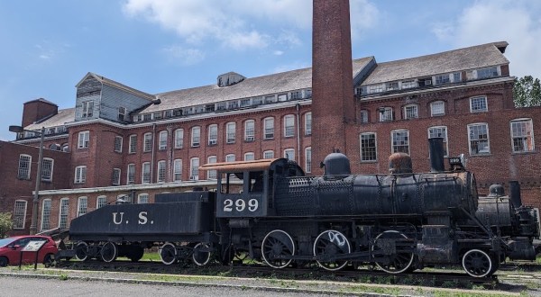 You Could Spend An Entire Day Exploring This Massive New Jersey Industrial Museum