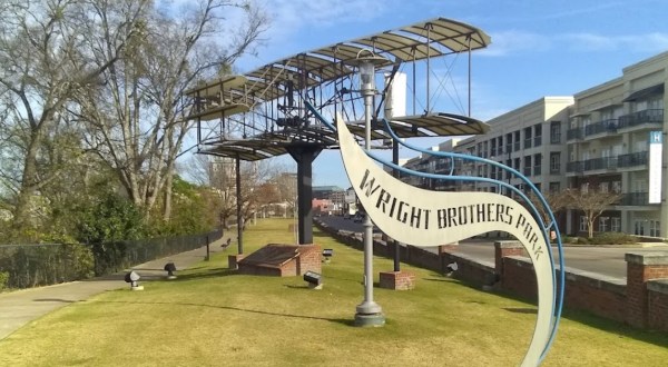 A Little-Known Slice Of Alabama History Can Be Found At This Roadside Park