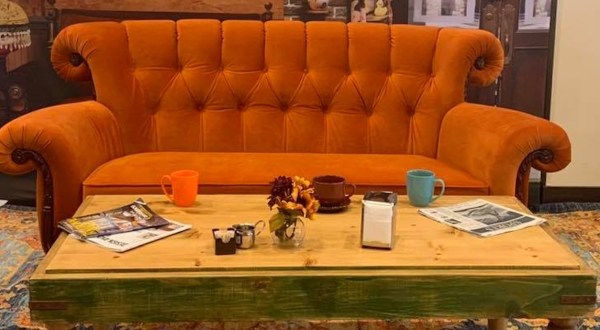 Most People Don’t Know There’s A World Famous Orange Couch In Wisconsin