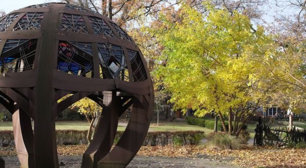There’s A Quirky Sculpture Park Hiding Right Here In Greater Cleveland And You’ll Want To Plan Your Visit