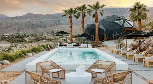 You Will Never Forget Your Stay At This Resort-Style Geo Dome In Southern California