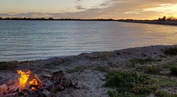 This Little-Known Lake Is Perfect For Easy Fishing, Boating, and Adventuring In Nebraska