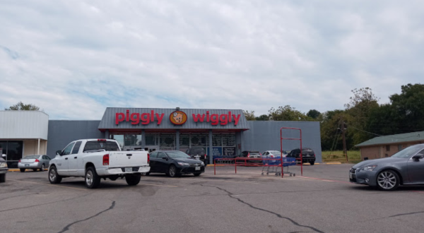 The Little-Known Story Of Piggly Wiggly In Texas And How It’s Making A Big Comeback