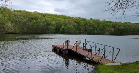 The Little-Known Lake In Indiana That Will Melt Your Worries Away