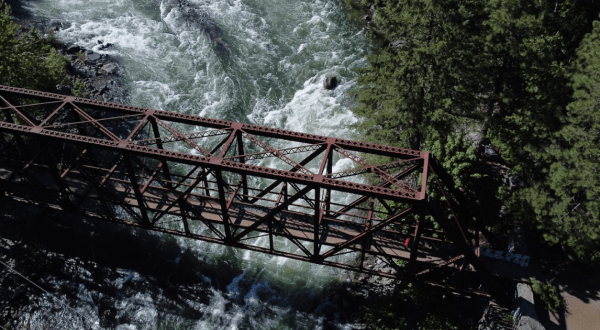 Crossing This 117-Year-Old Bridge In Washington Is Like Walking Through History