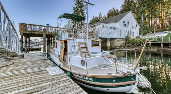 This Summer, Take A Washington Vacation On A Floating Bed And Breakfast In Gig Harbor