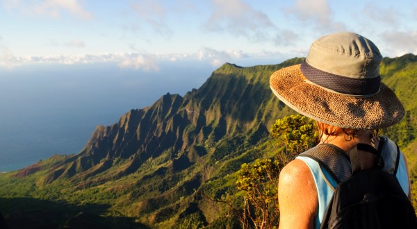 Here’s Everything You Need To Pack For A Fun, Stress-Free Hawaii Vacation
