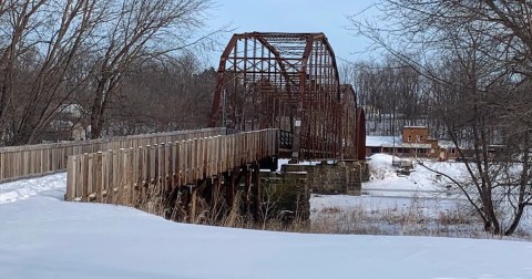 The Hidden Cedar River Crossing Conservation Area Loop Trail In Iowa Meanders Peacefully Across The Prairie