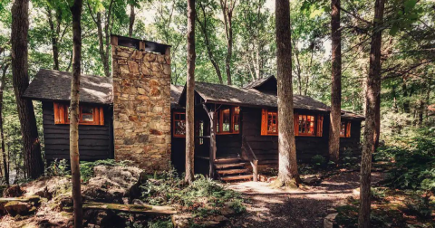 The Perfect Spring Getaway Starts With One Of These 7 Picture-Perfect Airbnbs In Connecticut