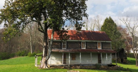 This Long-Abandoned Tennessee Historic Home Is Making A Comeback