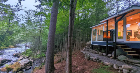 The Perfect Spring Getaway Starts With One Of These 6 Picture-Perfect Airbnbs In Maine