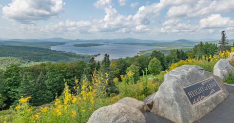 The Country's Most Impressive Rest Stop Is Hiding Right Here In Maine