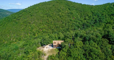 You Won't Believe The Views You'll Find At This Incredible Airbnb In Virginia