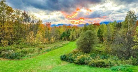 You Won't Believe The Views You'll Find At This Incredible Airbnb In Vermont