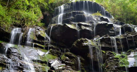 Best Waterfalls In South Carolina: 12 Local Favorites & Hidden Gems